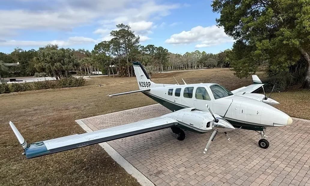 This 1980 Beechcraft Baron 58 Is a Swift, Modified ‘AircraftForSale’ Top Pick